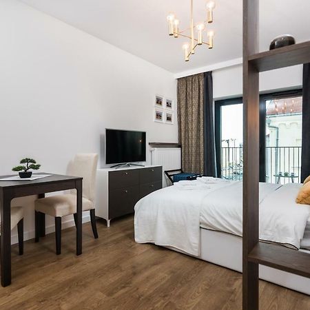 Rajska 3 By Atrium Apartments Краков Экстерьер фото